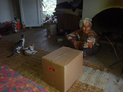 Ak Partiyi Ramazan Paketi Tela�� Sard�