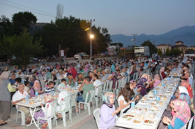 Kumluoval� �ftar�n� Bir Arada A�t�