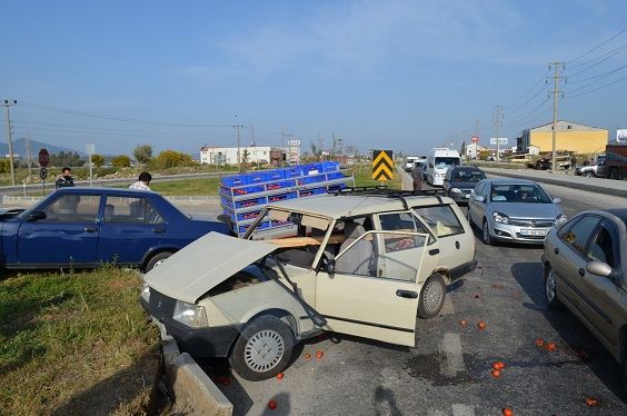 Yol �al��mas� Kazaya Sebep Oldu