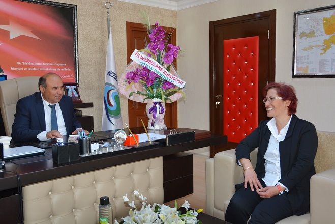 Y�l�n Ambulans �of�r�nden Ba�kan Otg�z�e Ziyaret