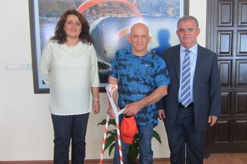 Kaymakamdan Engelli Ko�ucuya Destek  