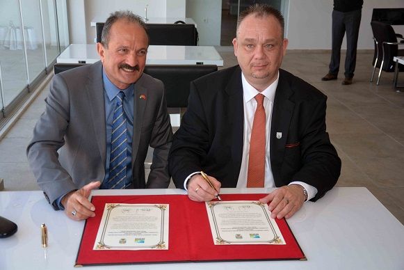 Macaristan��n Heviz �ehriyle Karde� Olduk