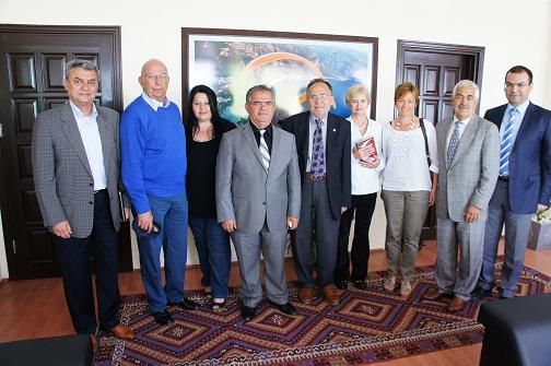 Komite �yelerinden Kaymakam �al�k'a Ziyaret