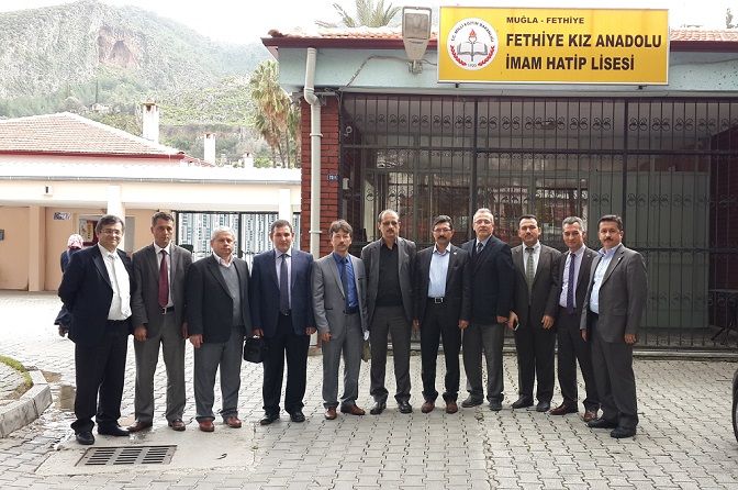 �nder U�ak Fethiye�de Ziyaretlerde Bulundu