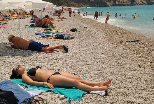 Ramazan Geldi, Sahiller Yabanc� Turistlere Kald�