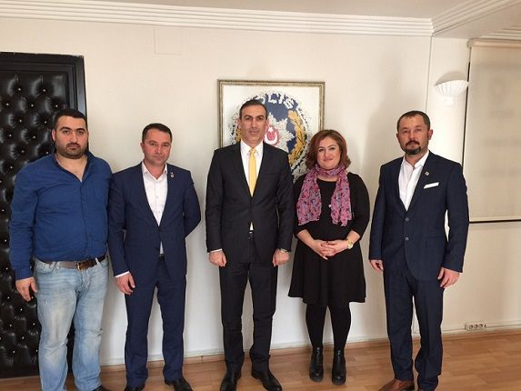 Merkez Parti Nezaket Ziyaretlerine Ba�lad�