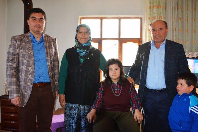 Ba�kan Otg�z�den Anlaml� Ziyaret