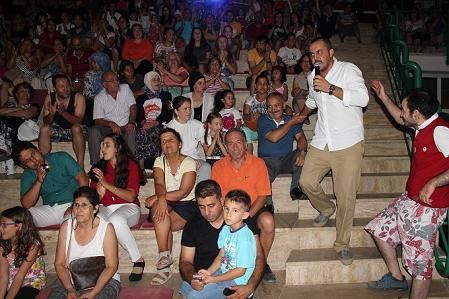 Mustafa Sel�uko�lu�ndan Muhte�em Konser
