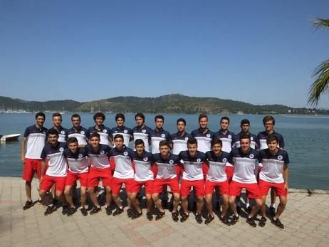 U-19 Tak�m�m�z �ampiyonlu�a Do�ru Ko�uyor