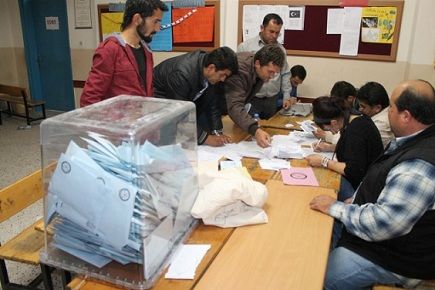 Seydikemer�de Se�imlerin Galibi Yakup Otg�z