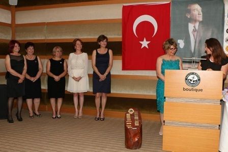 Lions da Bayrak De�i�imi