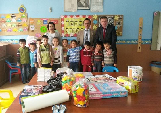 �renli Minikleri Sevindirdi