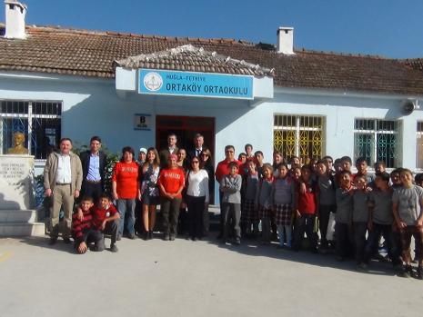 ��rencilere Y�nelik Deprem Seminerleri Devam Ediyor