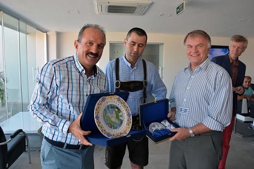 Belediyespor - Feldk�rchen Futbol Ma�� Cuma g�n� 