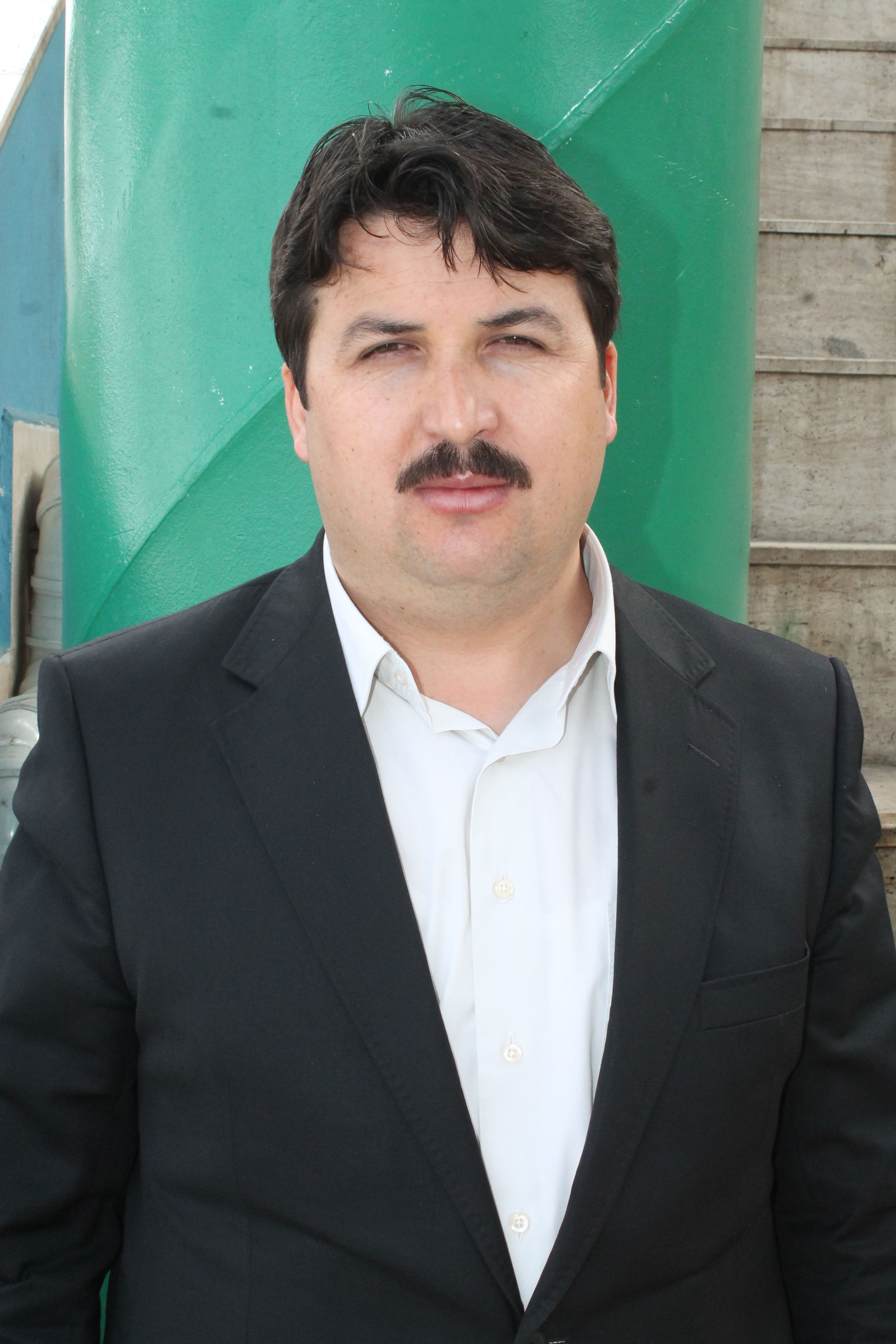 Saatc� Sevgisi �l�deniz�de Salona S��mad�