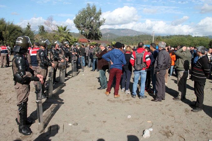 Ke�fe Gelen Mahkeme Heyetini �evreciler Kar��lad�