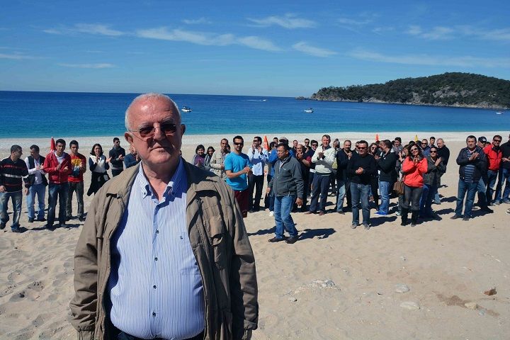 Belce�iz Plaj�nda �Platform� Krizi Son Buldu