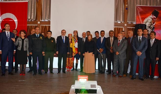 Yeni ��retmenlerden Meslek Yemini