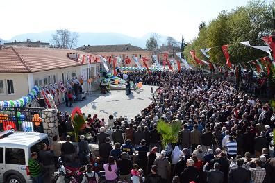 Saatc� �Biz Be�kazay�z, Biz Bize Yeteriz