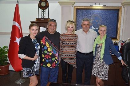 Litvanyal� Gazetecilerden Ba�kan �a�maz�a Ziyaret