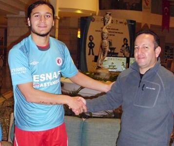 �brahim S�rg�l� Evine D�nd�