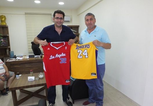 Okyanus �tesinden Fethiyespor Kul�b�ne Ziyaret