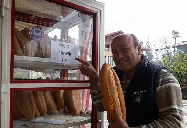 Seydikemer�de Ekmek Fiyatlar�na Tepki 