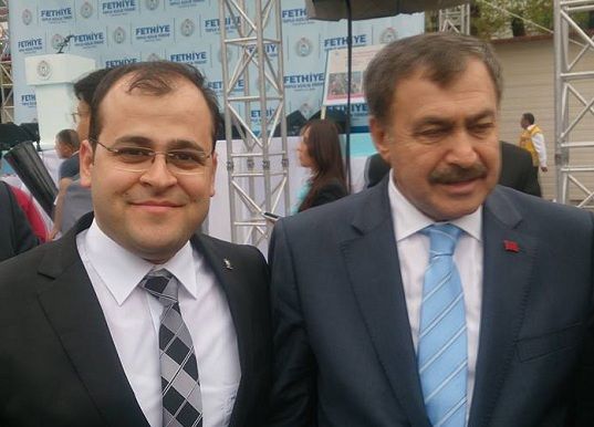 Ak Parti �l�e Ba�kan� �stifa Etti