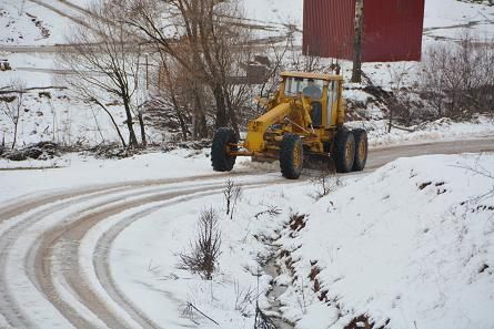 Belediye Ekipleri Kar Mesaisinde