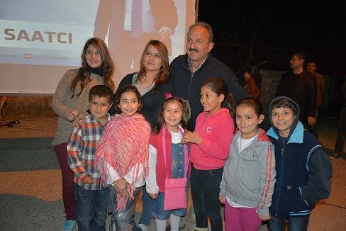 Saatc�, Cami Mahallesi�nde Yo�un Kalabal��a Seslendi