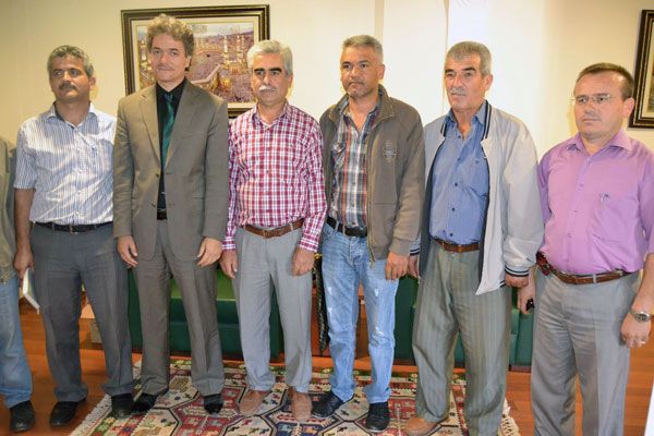 Karaulha Derneinden Kadoluna Teekkr