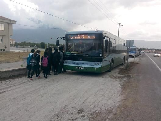 ��renciler ��in Duraklar�n Yeri De�i�ti