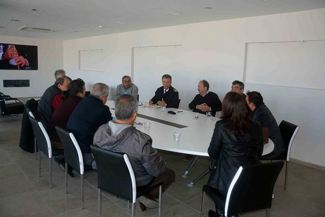 Bakan Saatcdan Ak ek