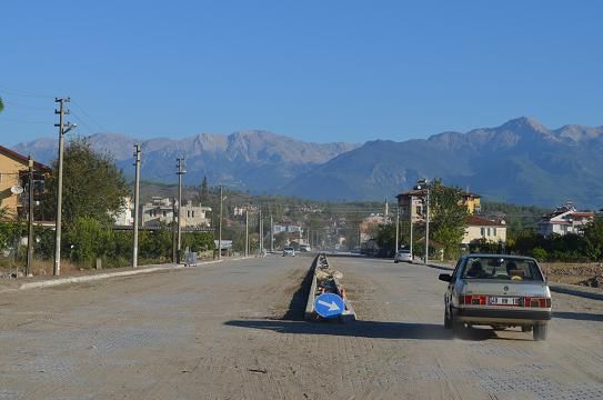 Yksel zden Caddesi Ulama Ald