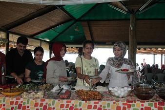 FETMDER rencilerle Kahvaltda Bulutu