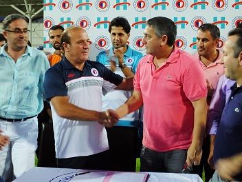 Beyhan �al��kan D�nemi Ba�lad�