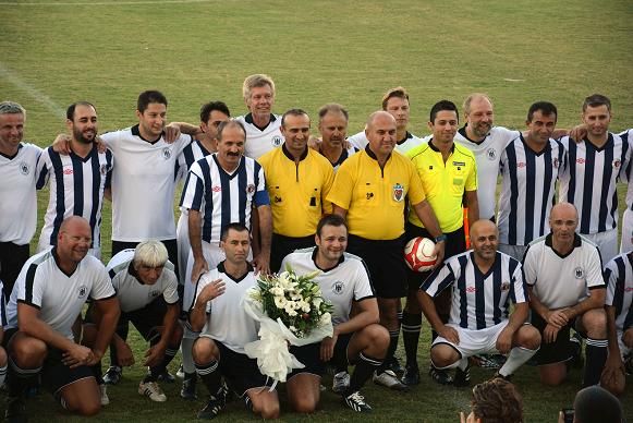 Feldkrchen Manda Kazanan Dostluk Oldu