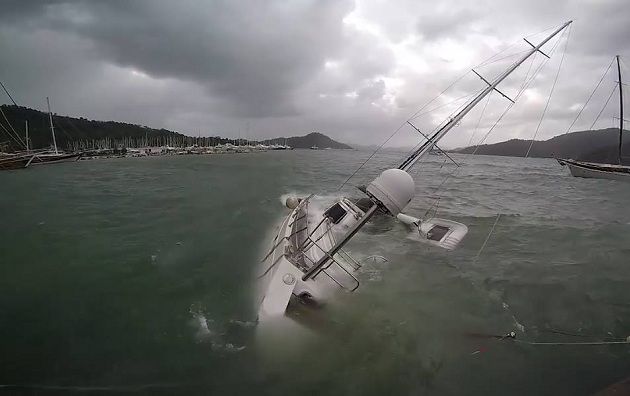 Fethiyede Frtna Yelkenli Yat Batrd 