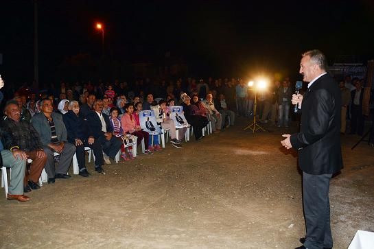 �nlice�nin T�m Sorunlar�n� Bilen Saatc��ya Sevgi Seli