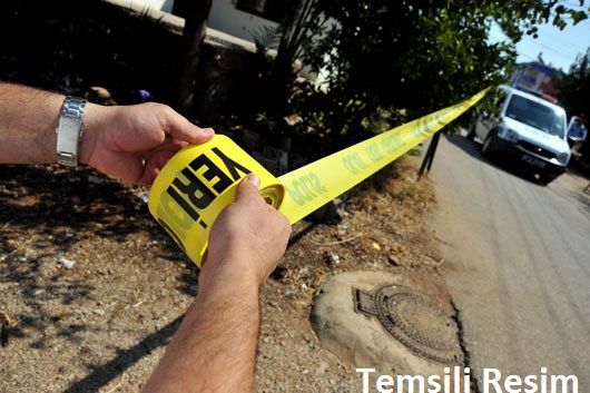 �r�nleri Zarar G�ren �ift�i �ntihar Etti