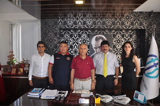 Bykehir Spor Daire Bakanndan Arcana Ziyaret