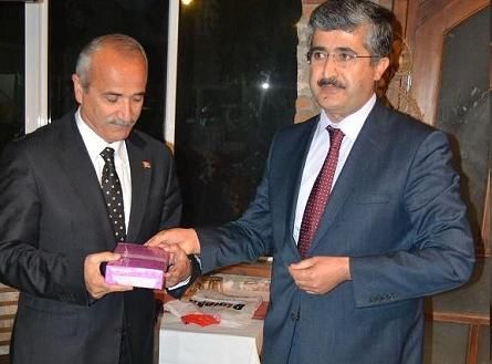 Okul Mdrlerinden Gltekine Veda Yemei