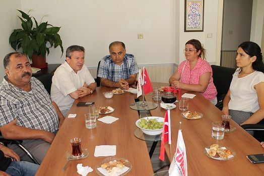 Ak Partinin Seim Ziyaretleri Devam Ediyor