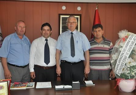 Sa��r ve Ekibinden Ayy�ld�z�a Ziyaret