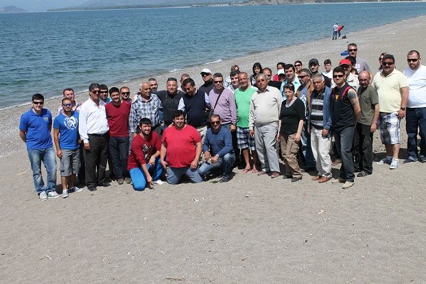 Mete Ay al Plajn sletmeye Talibiz