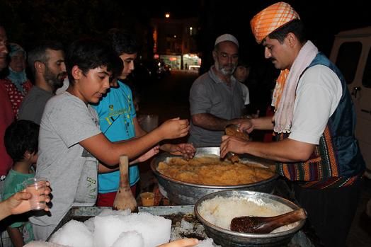 Teravi Namaz k Kar erbeti kram