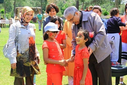 Vali Gvener Koruyucu Aileler le Bir Araya Geldi