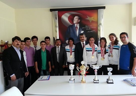 Baarlarn Akif Usta le Paylatlar