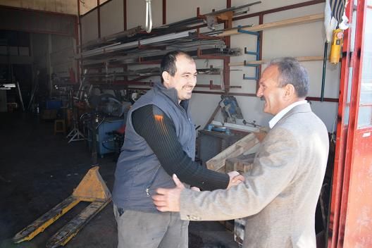 Saatc�, Sanayi Sitesi Esnaflar�n� Gezdi